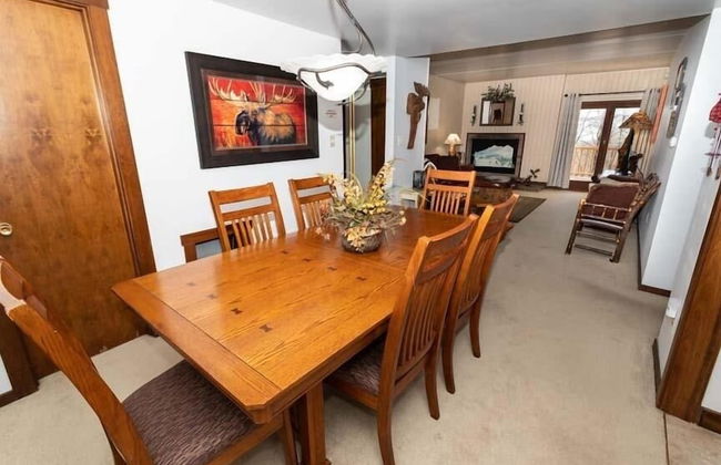 Cozy Seven Springs 1 Bedroom Deluxe Condo with Private Deck by RedAwning - Save 10% on 3 Nights, 15% on 5 Nights! - Foto 21