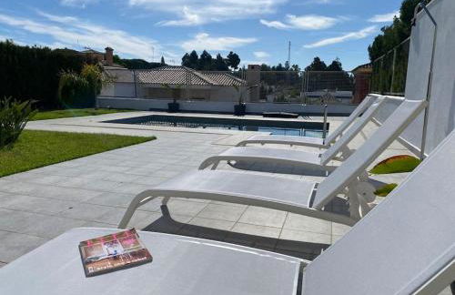 Exclusiva Villa Lujo con piscina privada by Chiclana Dreams - Foto 3
