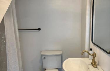 Charming Mtn Stay Views, Hot Tub, Prime Location - Foto 33