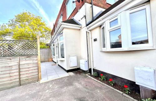 Seaside Snug by Honeywhite Homes - Photo 12