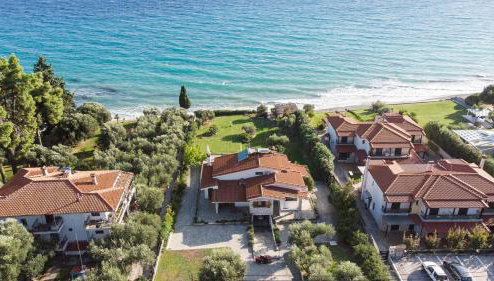 Azure Coast Seafront Retreat - Foto 1