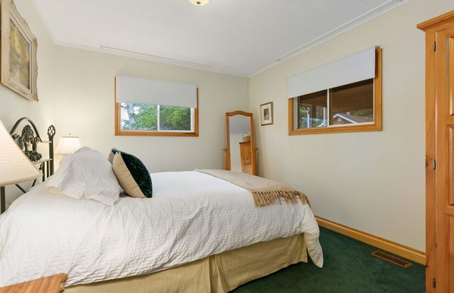 Bear Essentials Lakefront Hideaway - Foto 21