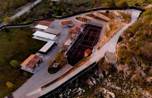 Torine - Capacious Holiday Home in Neorić with Heated Swimming Pool - Foto 43