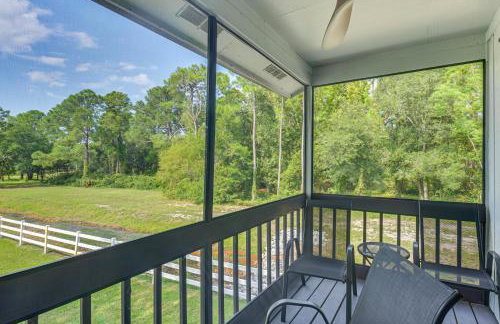 10 Mi to Navarre Beach! Waterfront Rental w/ Pool - Foto 14