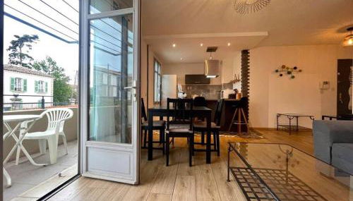 147 - Vue Cité Médiévale et Parking - Foto 3