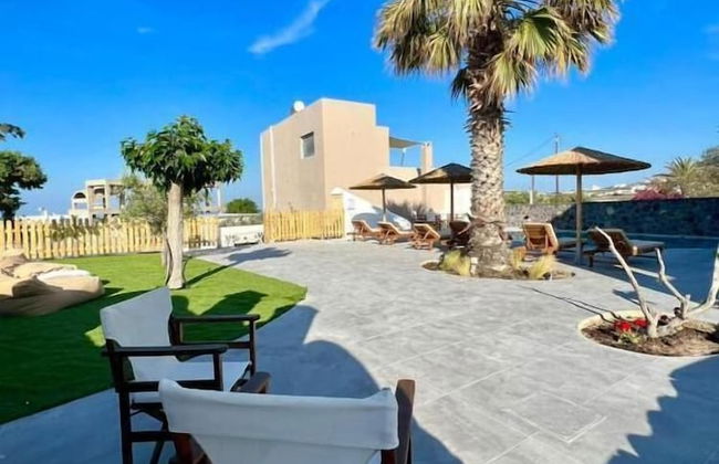 Santorini Villatzio Suites - Photo 53