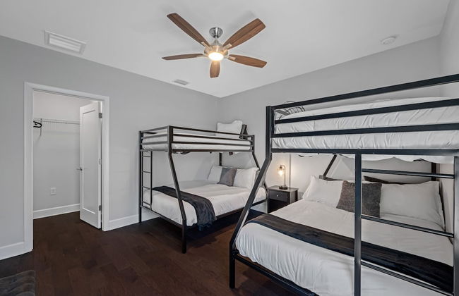 Luxury Tampa Home w/ Pool, Jacuzzi & Amenities - Foto 5