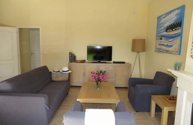 Villa in Les Forges With Golf & Pool Access - Foto 16