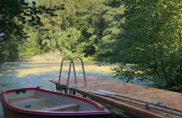 Kleines Ferienhäuschen im Grünen am Wasser - Foto 1