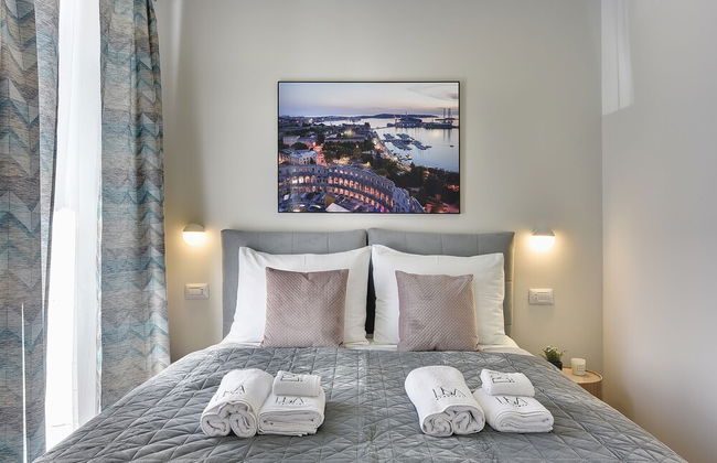 D&A Central Luxury Apartments - Photo 31