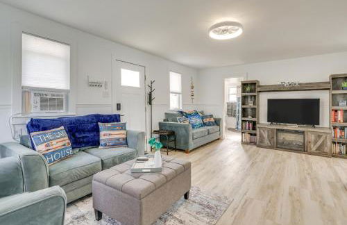 Lakefront Gem with Watercrafts and Dock in Coldwater! - Foto 3