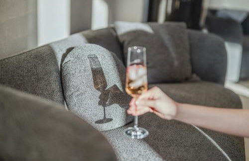 Luxus City Apartment - für Gruppen & Familien mit Whirlpool, Terrasse & Grill - Top Lage - Foto 21