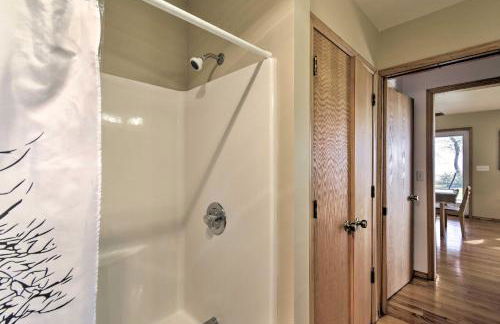 Charming Neenah House with Porch on Lake Winnebago! - Foto 17