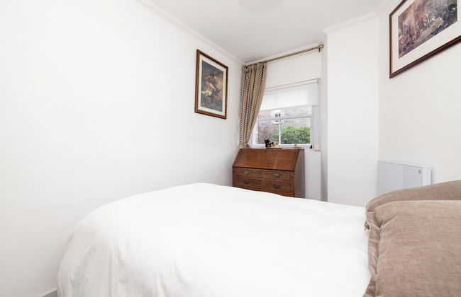 Spacious 2-Bedroom Ground Floor Flat - Foto 5