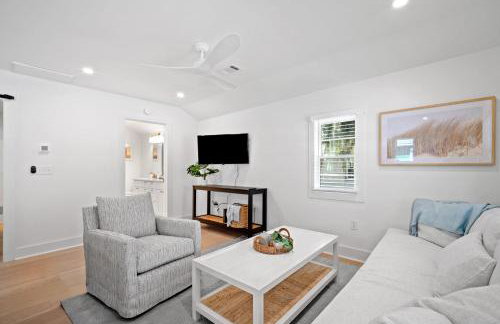 Newly Renovated Coastal Cottage - Downtown Beaufort - Foto 6