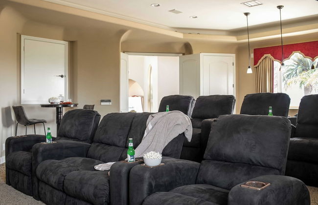 Sangiovese By Avantstay Spectacular Estate w/ Pool, Hot Tub & Putting Green - Photo 24