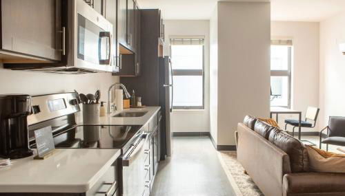 Deer District Studio Apt - One Block from Fiserv and Baird - Foto 2