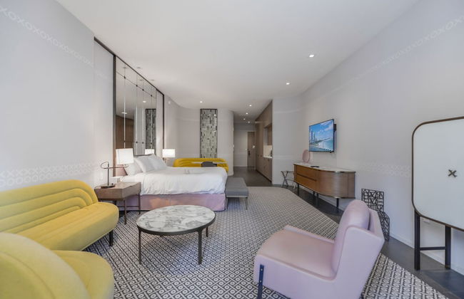 Luxury Suites in Brickell - Photo 25