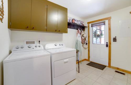 Mtn-View Oasis with Pool Access in Garden Valley - Foto 23