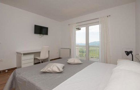 Four-Bedroom Holiday Home In Veliki Prolog - Foto 7