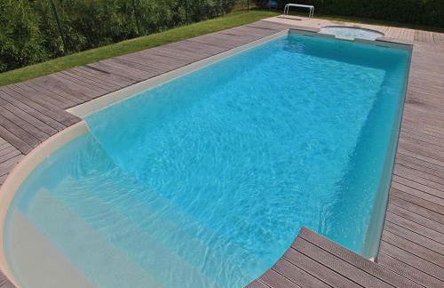 Cottage in Montelabbate with Pool & Forest - Foto 26