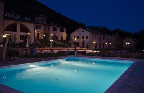 Oasi di Piobbico Piscina con Vista sul Monte Nerone - Foto 8