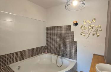 Appartement proche gare avec terrasse - Foto 5