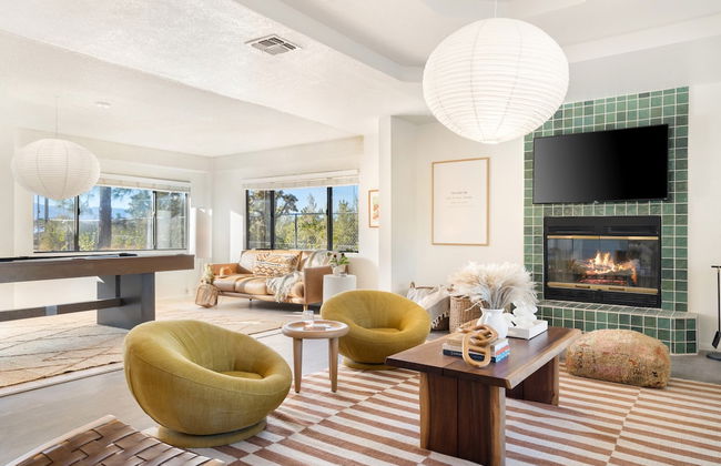 Mojave Moon by Avantstay Modern & Bright JT Home in Great Location w/ Pool & Hot Tub - Foto 40