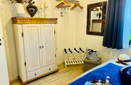 SOLund - Sonne im Herzen - ruhige und sonnige Ferienwohnung mit Terrasse und Garten nahe Strand und Ostsee - Foto 14