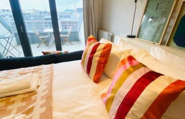 Charming Duplex in Center w. 2 Terraces - Foto 4