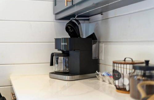 Luxury Winter Cabin! Hot Tub - Fire Pit - Decks - Game Room - Foto 27