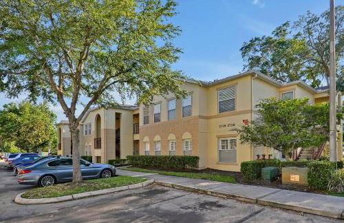 Spacious Condo W/ Pool,Gym near Disney & Seaworld - Foto 40