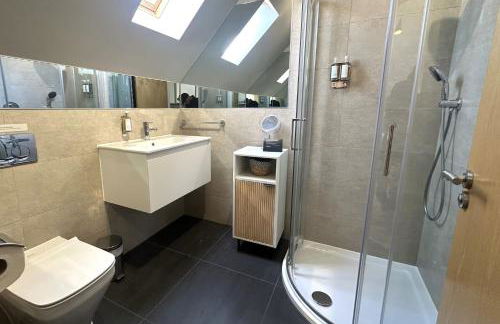 Trewhiddle Retreat V14 by Together Travel - Luxury 4-Bedroom Villa - Foto 19