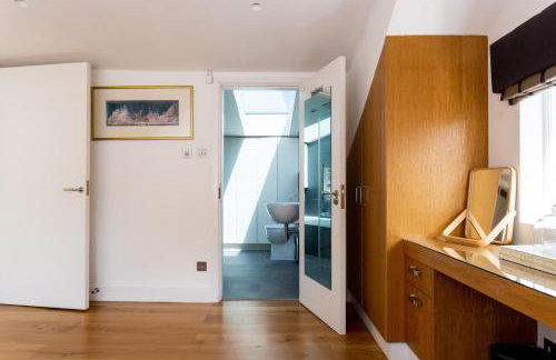 Classy 5BR Roof Terraced Fully AC Kensington House - Foto 39