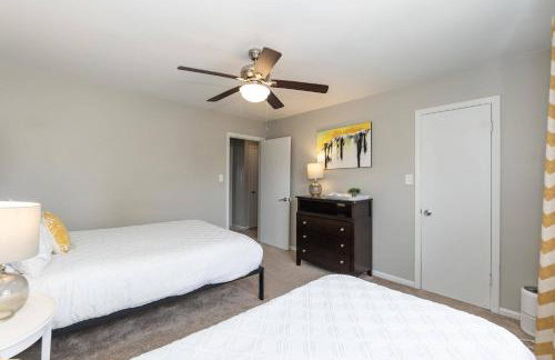 Private, Updated Townhouse in DT Apex - Foto 24