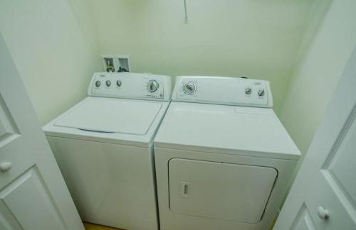 Fantastic 4br 3ba with Pvt Pool near to Disney - Foto 3