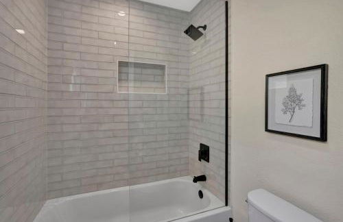 Slice Of Paradise, Remodel w FREE Heated Pool - Foto 23