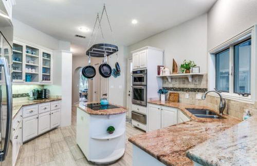 4-BR Waterfront - Pool Kayak Paddleboard & More - Foto 13