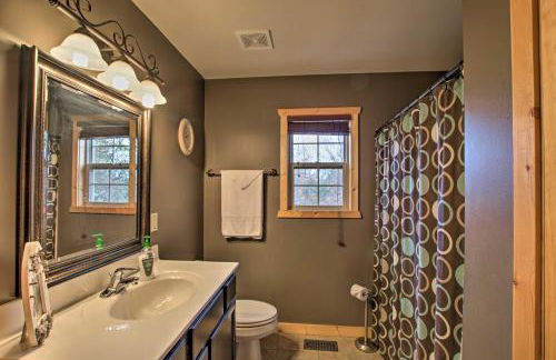 Close to Vineyards Updated New Haven Retreat! - Foto 14