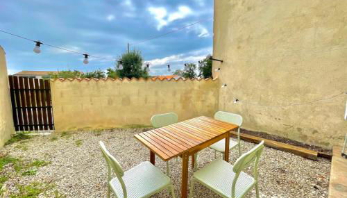 La Touzetterie avec SPA-cour privée - Foto 4