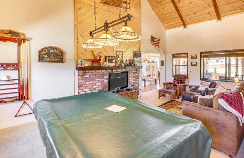 Hot Tub and Game Room! 30-Acre Vernon Retreat - Foto 2