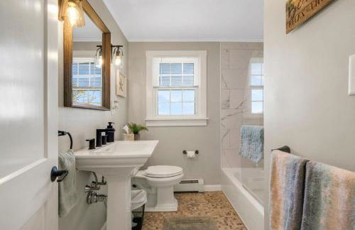 Spectacular waterfront house - Foto 54