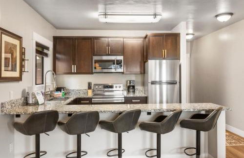 The Yellowstone Hideaway Unit A Cozy 1-Bedroom Yellowstone Hideaway, 1 Minute from Yellowstone Park! - Foto 22