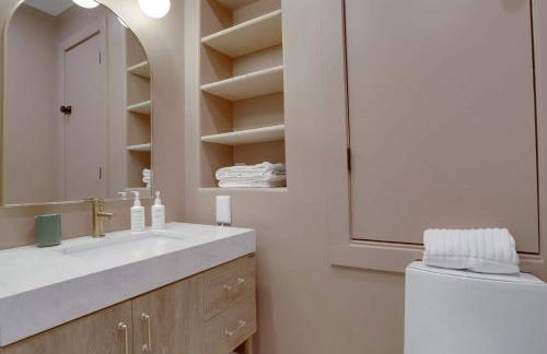 Sojourn's Stanton Park Home Sleeps 4 - Foto 23