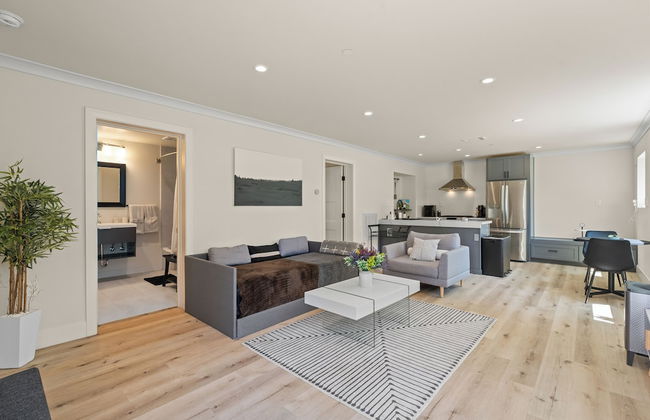 Oakland Hills Farmhouse Stunner + Game Room + Ac - Foto 12