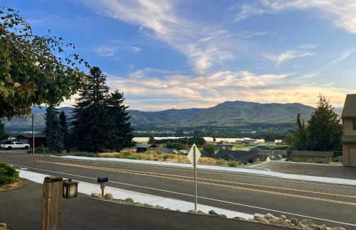 East Wenatchee Oasis 4BR, Pool, Hot Tub, Loop Trail - Foto 42