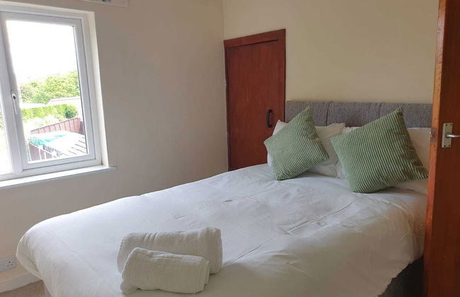 Comfortable Homestay in Stoke - Photo 6