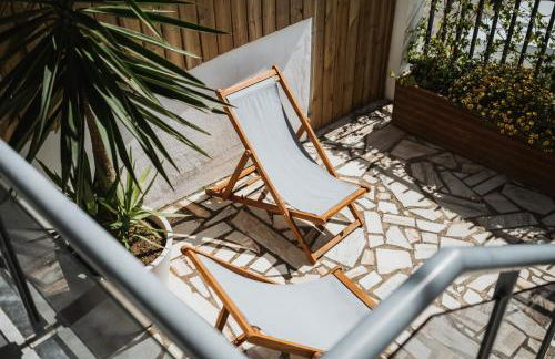 Kodu Lodge - spacious 2 storey coastal home with balcony, sea view, garden & BBQ - Foto 3