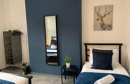 Saltwell St - Delightful 3 Bedroom free parking free wifi - Foto 7