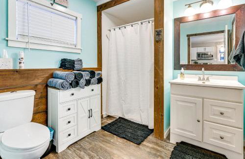 1 Mi to Lake Arbutus Pet-Friendly Home, Fire Pit - Foto 12